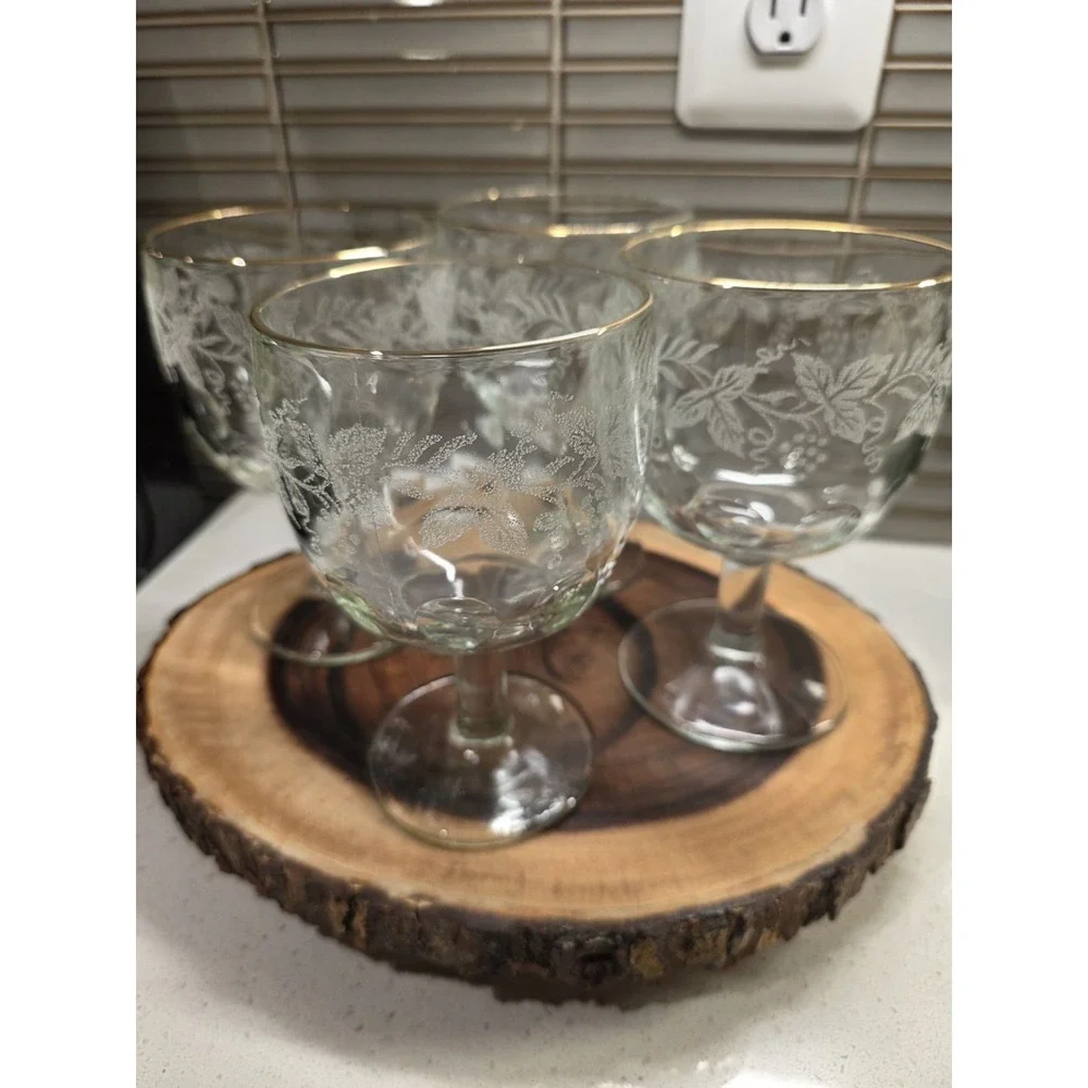 VTG Lot Of 4 Bartlett Collins Thumbprint Etched Grapes & Leaves Goblets 1940s